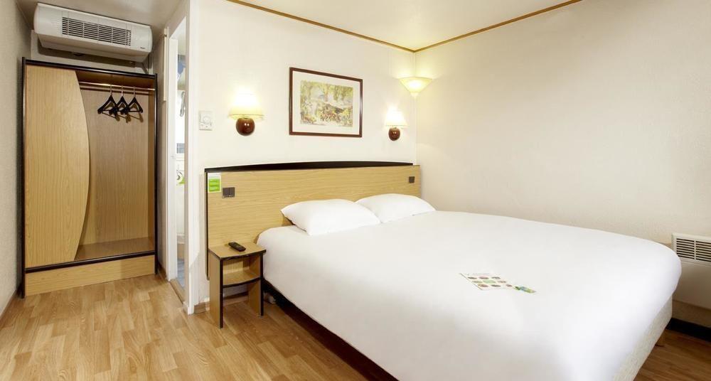 Hotel Campanile Sesquieres 3*